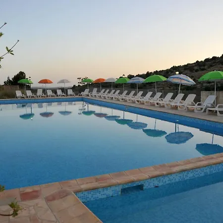 Villaggio La Collinetta Tatil parkı