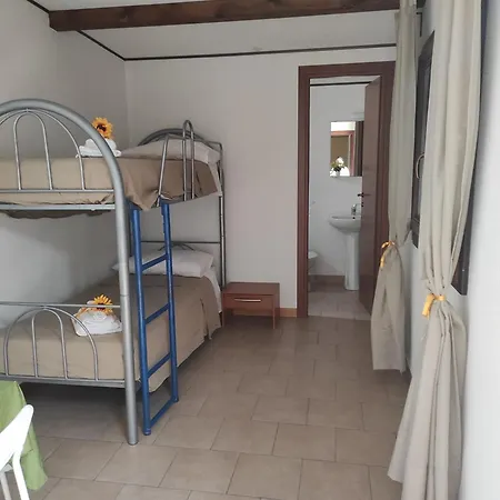 Villaggio La Collinetta פארק נופש *